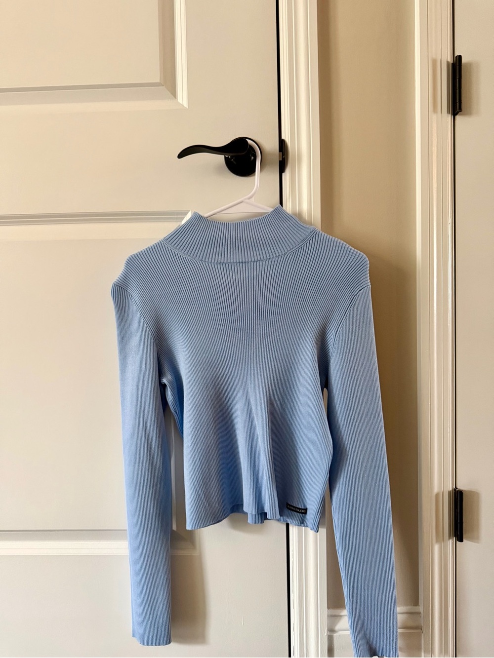 Calvin Klein • Light Blue Ribbed Mock Neck Long-Sleeve Top • NWOT